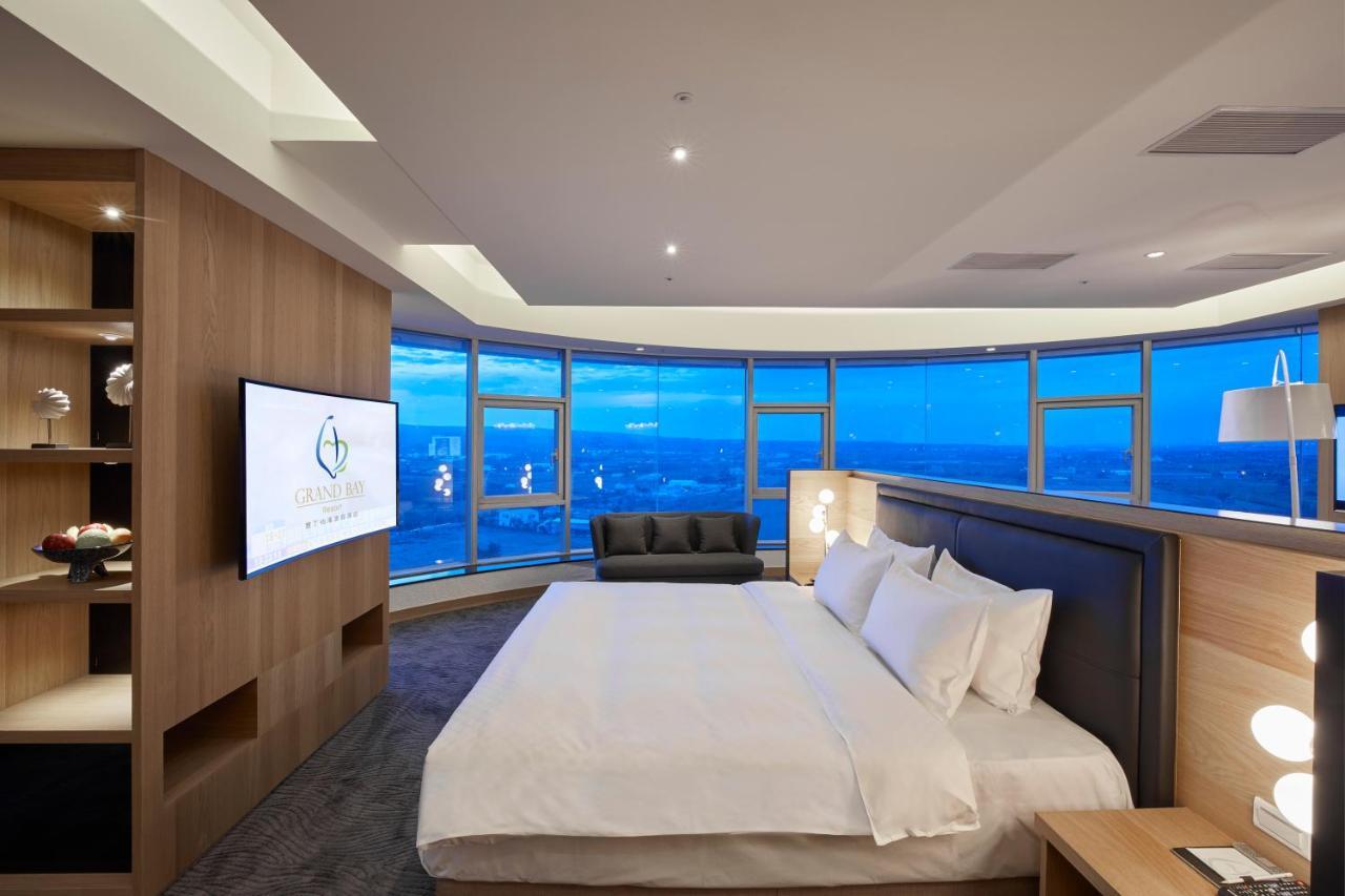 Grand Bay Resort Hotel Heng-ch'un Exterior foto A bedroom at the hotel