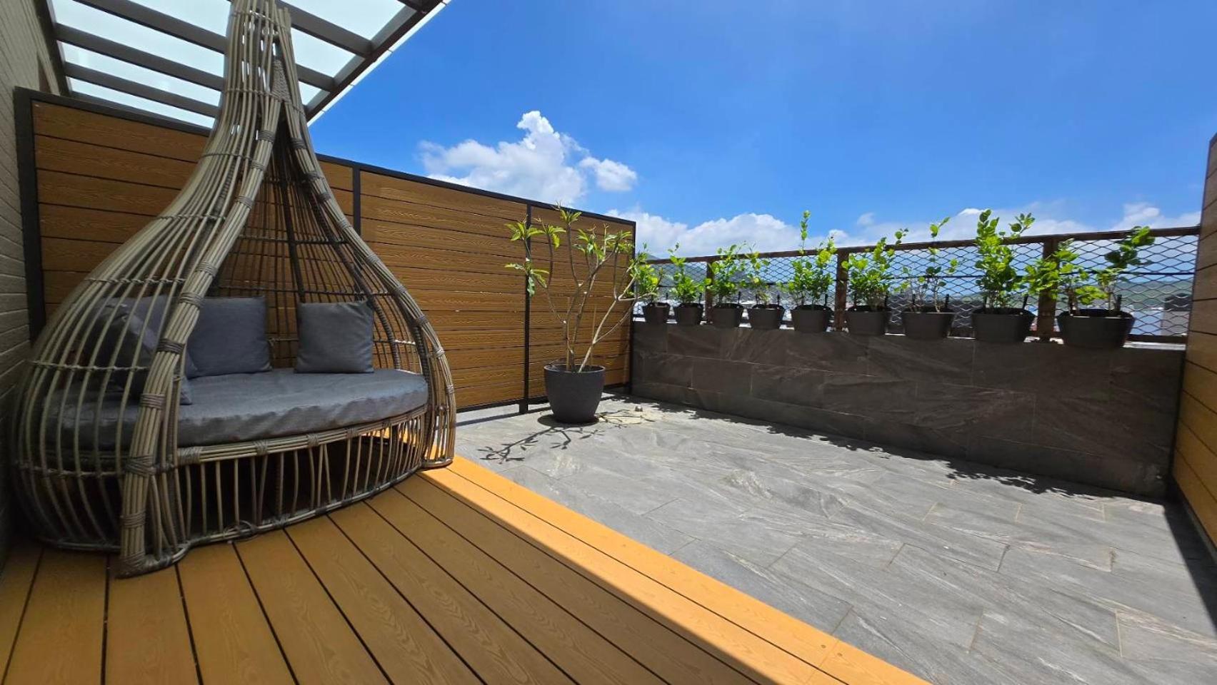 Grand Bay Resort Hotel Heng-ch'un Exterior foto Composite wood