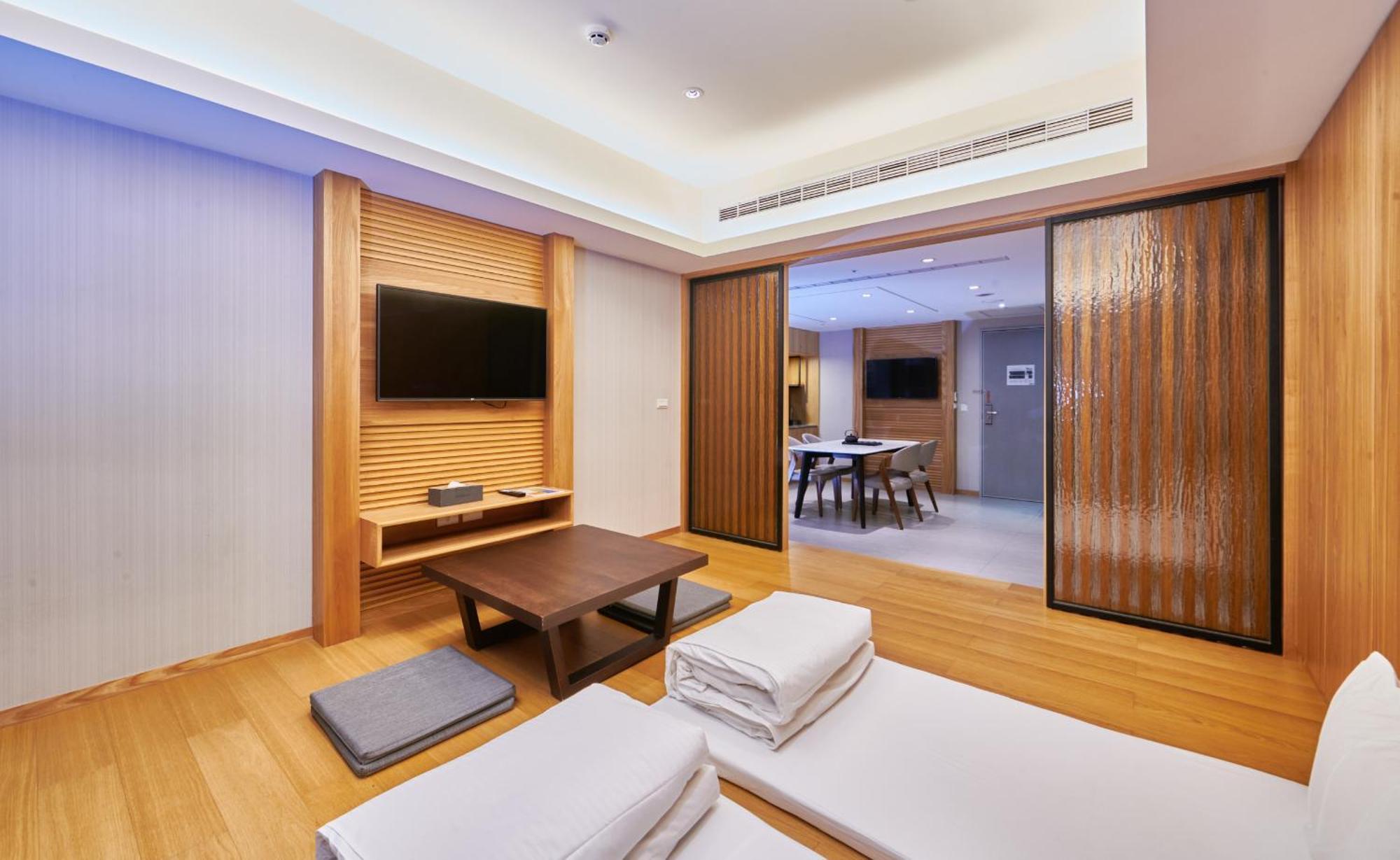 Grand Bay Resort Hotel Heng-ch'un Exterior foto A suite at the hotel